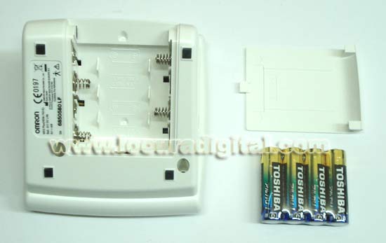 OMRON MX-3 PLUS Tensiómetro de brazo Digital