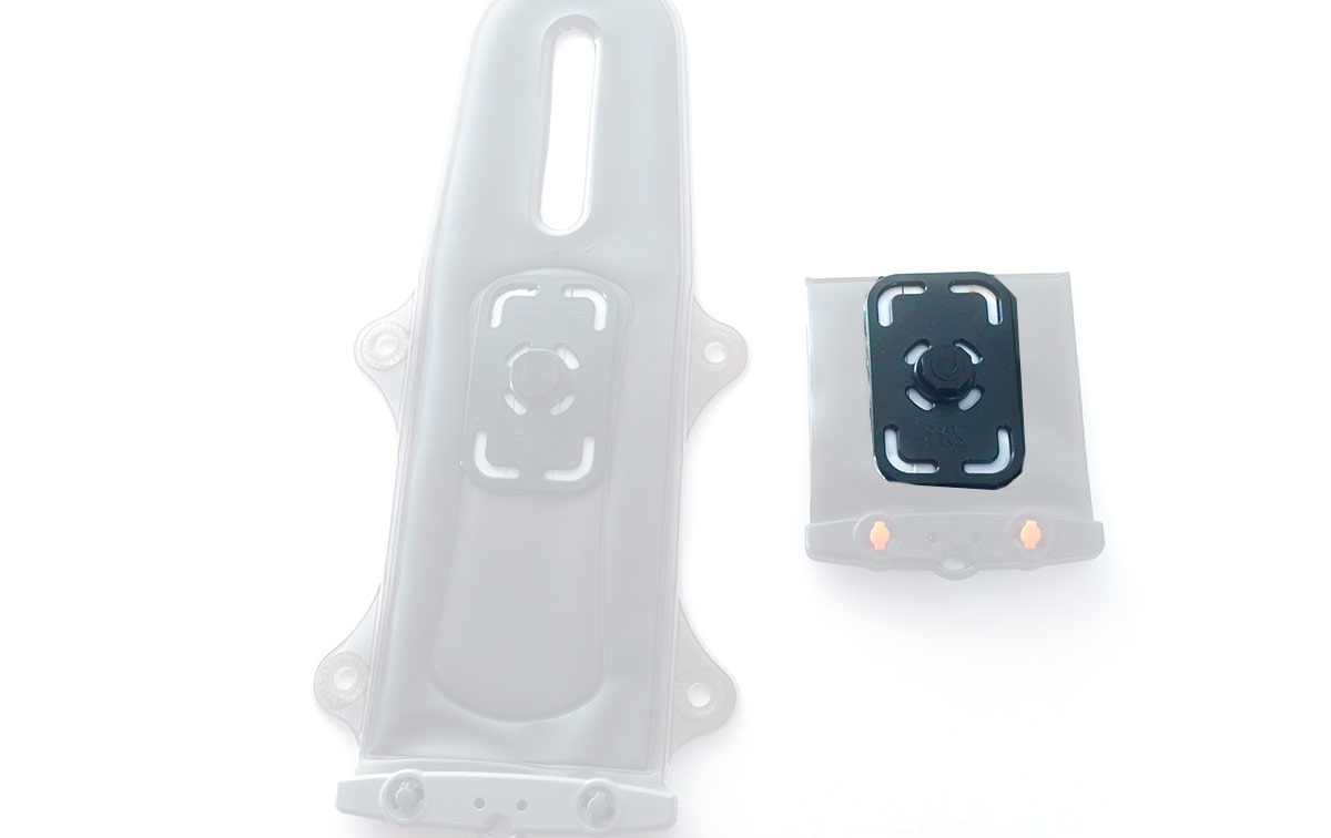 Support Radio Voiture Universel - Adhésif 3M, Compatible Motorola, Baofeng, Kenwood, Yaesu (Noir, 2 Pièces)