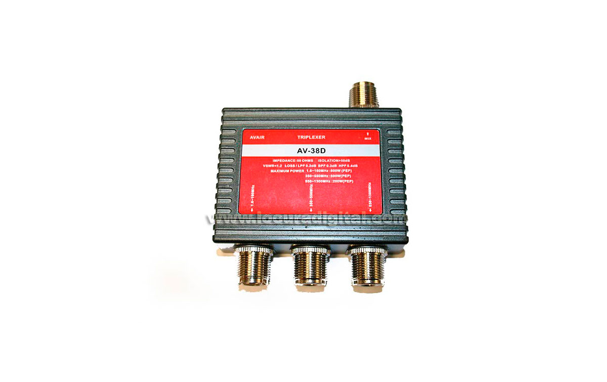 AV38D AVAIR Triplexor 1 entra.,3 salid. 1,6-160 Mhz./350-550 Mhz./850-1300 Mhz