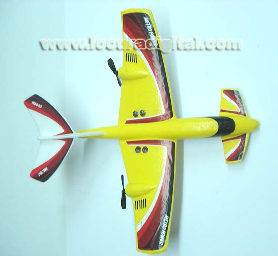 t4512 avion teledirigido