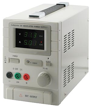 LAFAYETTE AQL5A fonte de alimentação ajustável Digital 0-30 volts / 0-5 Amp