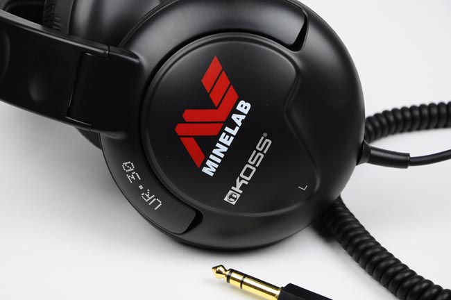 Koss headphones have been tailored Minelab.