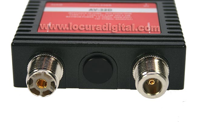 AVAIR AV32D duplexer 1 input, 2 outputs from 1.6 to 56 Mhz. / 140-470 Mhz.