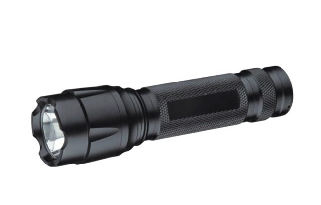 . BARRISTER MAX-100 3 Watt CREE LED Flashlight 160 Lumen