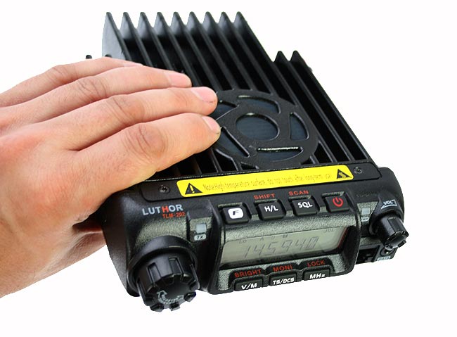 tlm 202 luthor emisora móvil vhf 144-146 mhz. cable usb para pc 