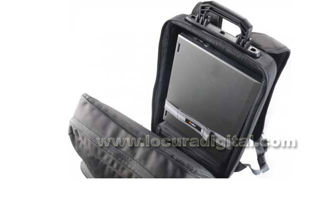 mochila U105 com m&uacute;ltiplos compartimentos