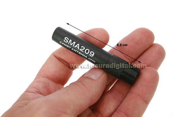 COMET SMA209 bibanda super portable antenna 144/430 MHz fex ible. 6.8 cms.