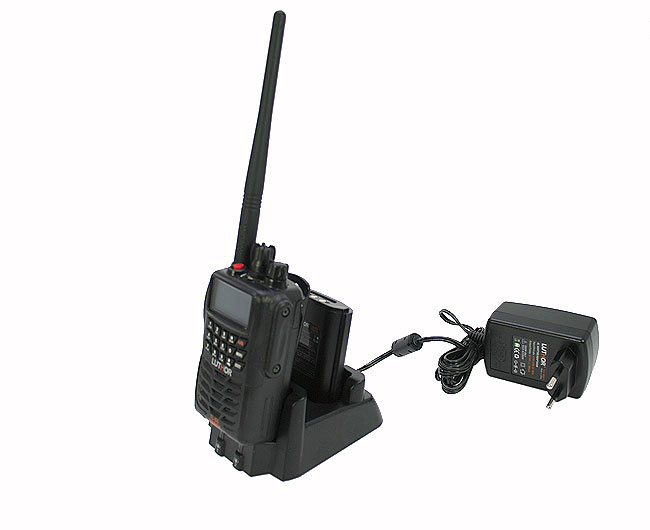 LUTHOR TL-66 HAMMER Walkie doble banda VHF/UHF. IP-65 BATERIA ALTA CAPACIDAD TLB-409