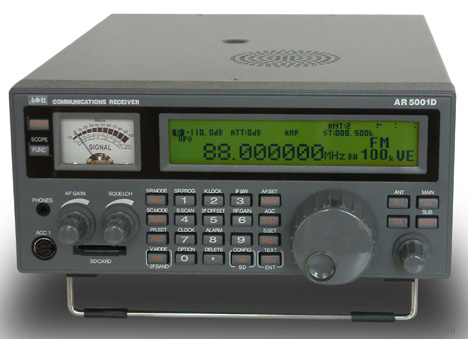 The AOR receiver AR5001DB broadband communications covers 40 kHz to 3150 MHz: USB, LSB, CW, FM wide, FM narrow, AM and PM synchronous modes. APCO P-25 is available optionally. 2000 Menorca, step mode of emphasis, AGC mode, CTCSS, DCS, with attenuator settings.