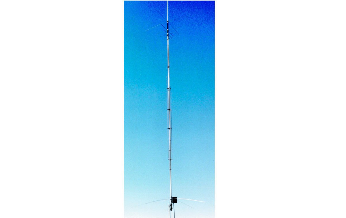 HY-GAIN AV-640 ANTENA VERTICAL 8 BANDAS HF (40/30/20/17/15/12/10/6 m) 