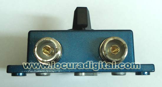 CO201 2-WAY COAXIAL SWITCH. PL switch for 2 antennas.