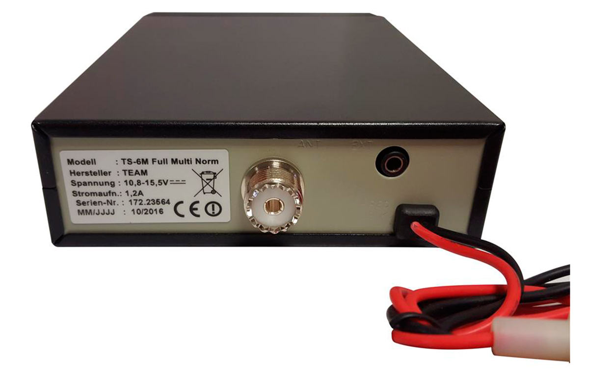 TEAM TS-6M Emisora CB 27 mhz 40 canales AM/FM. Emisora de facil manejo y utilizacion.