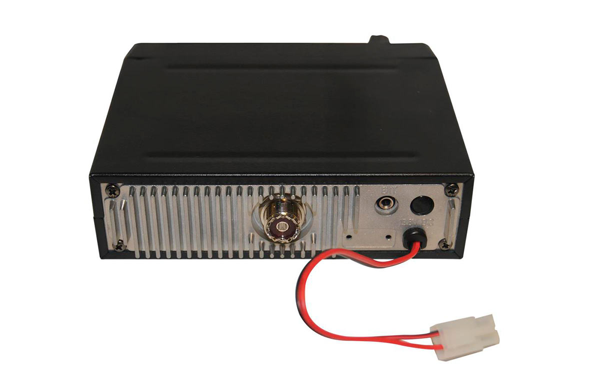 TEAM MX-10 Emisoras 40 canales AM/FM alimentacion 12/ 24 voltios. Dispone de los elementos imprescindibles para una buena comunicación: unos prácticos controles del volumen y del silenciador que ayudan a obtener una recepción óptima