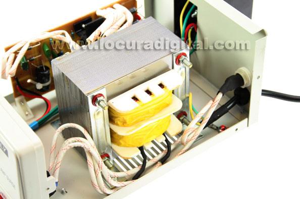 MAAS LPS-900 Power Supply Linear 13,8 volts. From 10 to 12 amps.