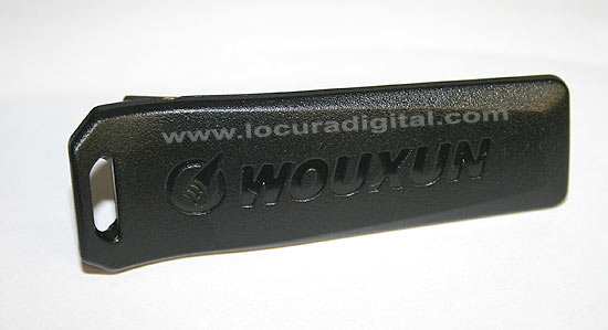 WOUXUN CLIPKG Belt clip for WOUXUN KG-639, KG-659, KG-669, KG-679, KG-689, KG 699, KG-703, KG-833, KG-UVD1 and KG-UV2D handhelds.