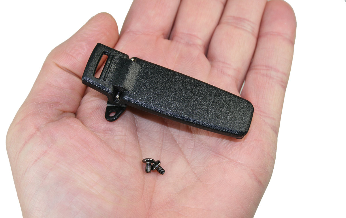 clip para cinturón: por lo general, este tipo de pinzas están diseñadas con un clip que se puede sujetar de manera segura al cinturón o al borde de la ropa. 