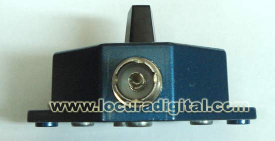 CO201 2-WAY COAXIAL SWITCH. PL switch for 2 antennas.