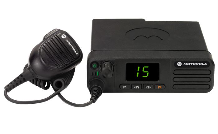 MOTOROLA DM-4400 UHF Emisora digital 1-25W Frecuencias 403-470 MHz. Canales 32 