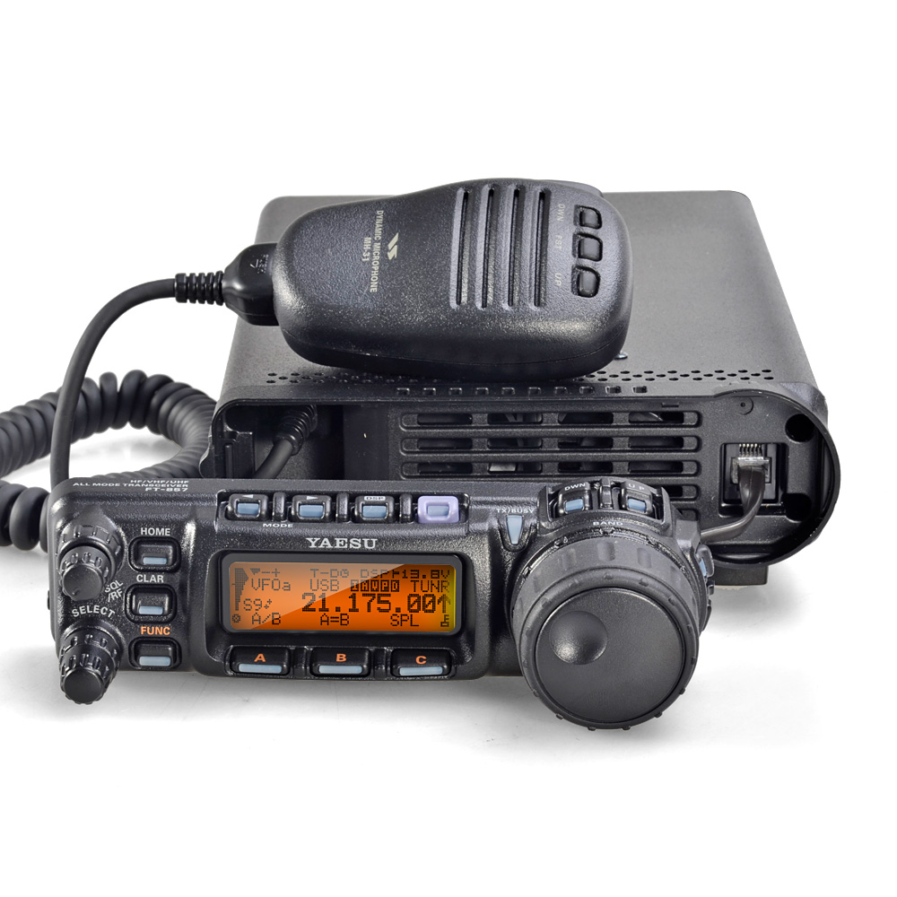 yaesu ft 857D transceiver