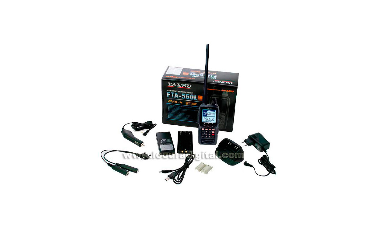 Radio Portatil Banda Aerea FTA-550L YAESU