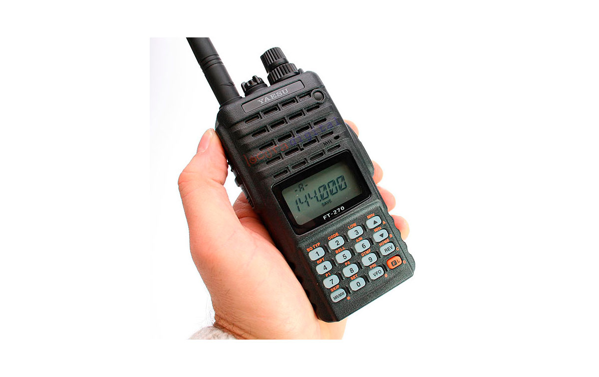 YAESU FT270