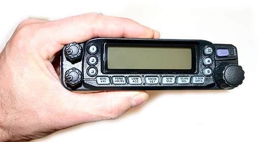 YAESU FT7800