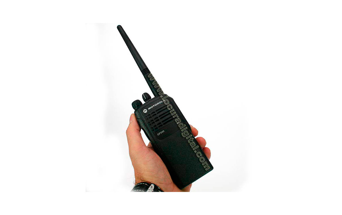 DP2400UHF MOTOROLA UHF 403-470 Mhz. Walkie talkie Profesional Digital