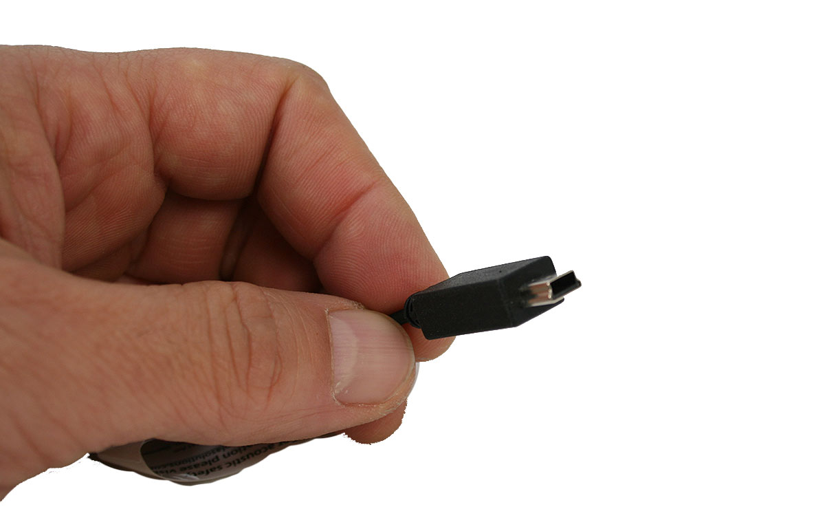 1 Conector Micro USB 6 mm x 1,8 mm