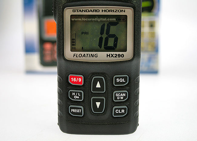 hx290e standard horizon. walkie talkie náutico sumergible y flotante.