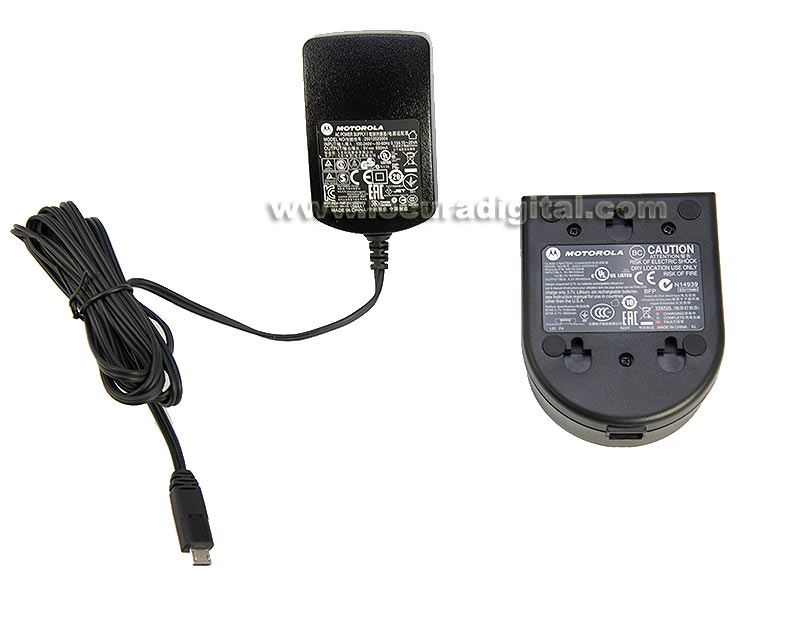 ixpn4028 motorola cargador completo clp446 (formado por alimentador con adaptador (pmpn4006bb) base (nntn7880b)