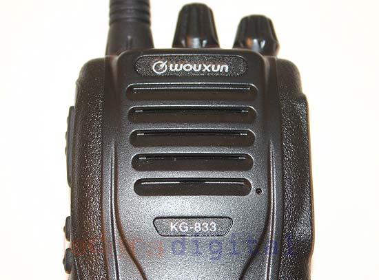 WOUXUN KG833E