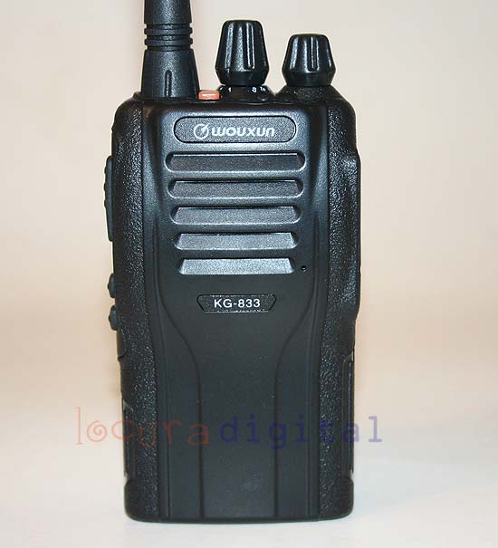 WOUXUN KG833E