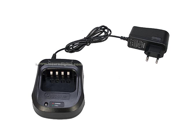 WOUXUN KGUV8DCAR Cargador de Bateria para BLO 010 / BLO 008 / BLO 009 y Walkies KGUV8D / KGUV9D