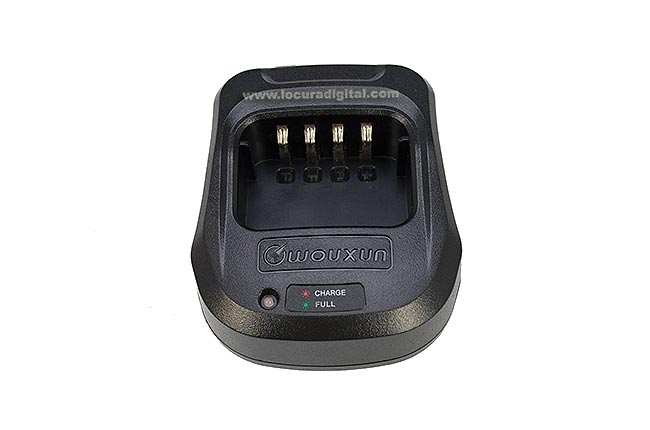 WOUXUN KGUV8DCAR Cargador de Bateria para BLO 010 / BLO 008 / BLO 009 y Walkies KGUV8D / KGUV9D