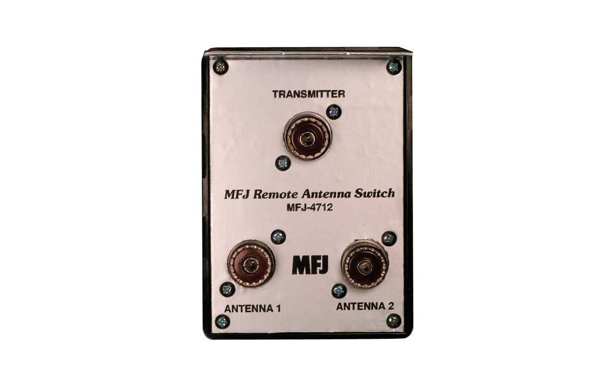 MFJ4712 Remote switch for 2 antennas.