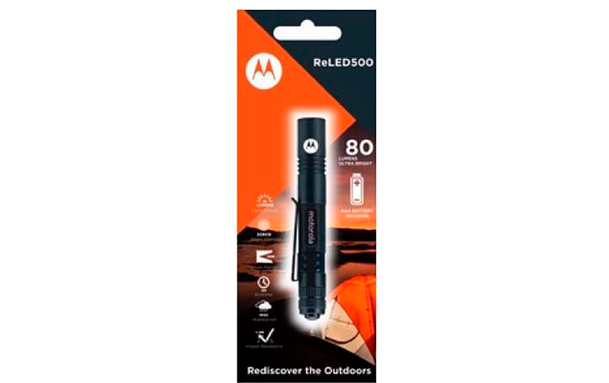 MOTOROLA MR-500 Linterna Ligera con 80 lúmenes, Color Negro, La linterna ligera Motorola MR500 ReLED es indispensable para excursionismo, acampar y actividades generales al aire libre. Está construida para emergencias tales como cortes de energía y tormentas de nieve ETC. que requieren soluciones de iluminación confiables y potentes.