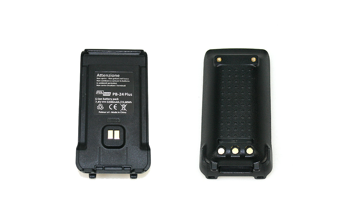 PB-24PLUS POLMAR Batería SUPER ALTA CAPACIDAD 3.200 mAh. Para walkies DB-10 MKII y DB-5 MKII. La batería PB-24PLUS de POLMAR es una batería de alta capacidad diseñada para ser utilizada con walkie-talkies específicos de la marca POLMAR, los modelos DB-10 MKII y DB-5 MKII. Capacidad: La batería PB-24PLUS tiene una capacidad de 3.200 mAh. Esto significa que puede almacenar una mayor cantidad de energía en comparación con las baterías estándar, lo que se traduce en una duración de la batería más prolongada antes de necesitar una recarga. 