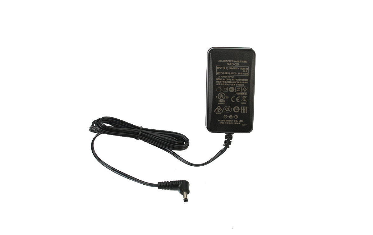 SAD-25C yaesu cargador pared 220 v. FTA 250/450/550/750 FT70L