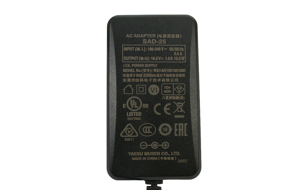 SAD-25C yaesu cargador pared 220 v. FTA 250/450/550/750 FT70L