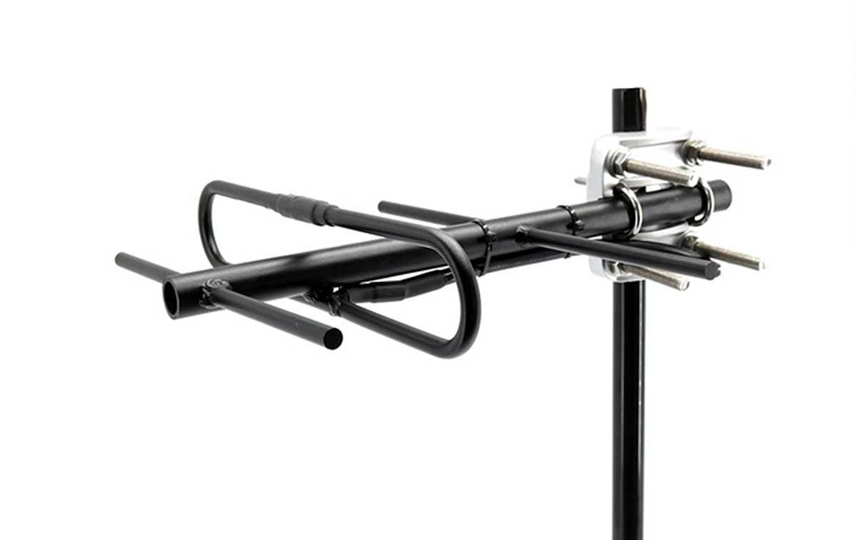 SD-400-B7 Antenne Directive MAAS YAGI UHF 7 éléments Longueur 106 Cm