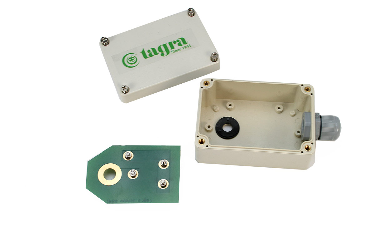TAGRA BOX-HF1 Caja de conexión para antena HF