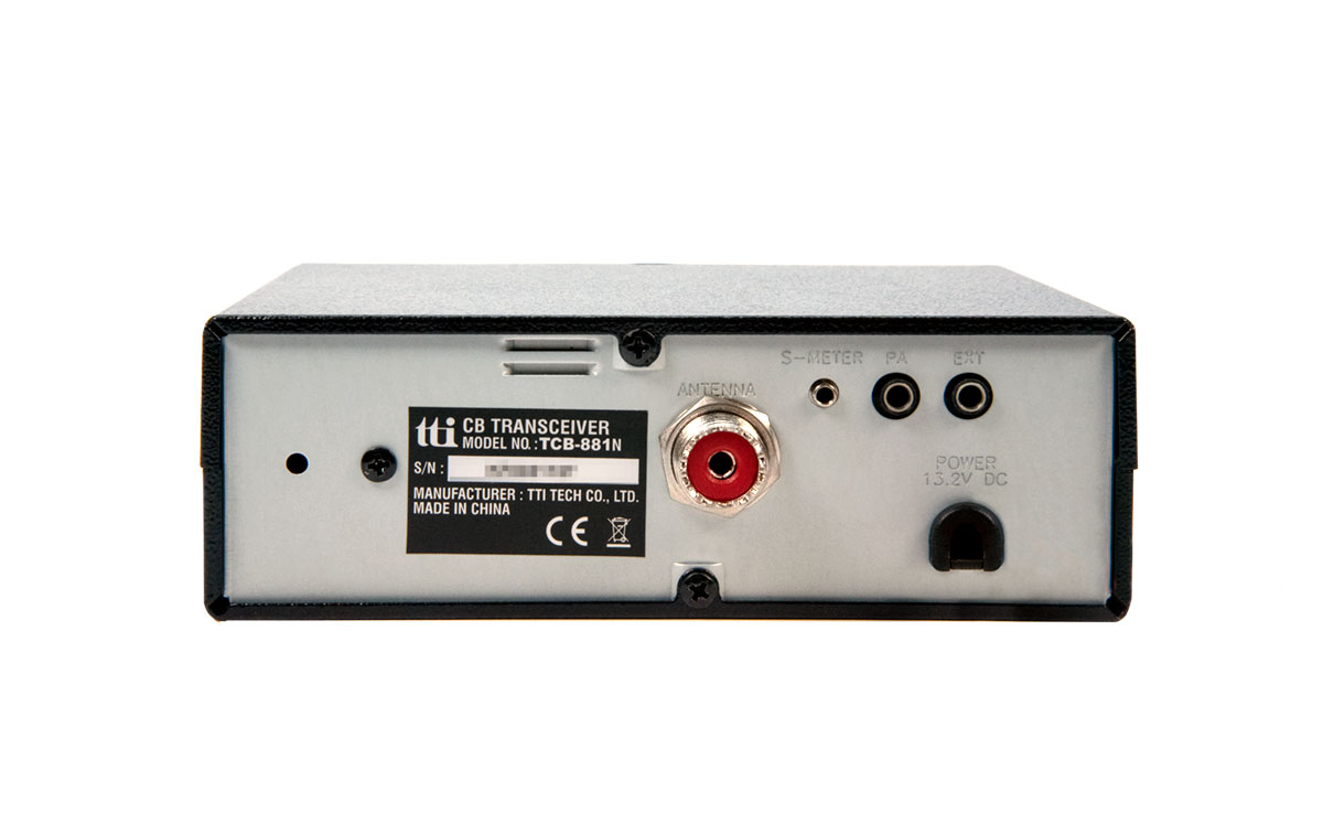 tcb881n tti emisora cb 27 mhz am/ fm voltage12/24 v, ideal para los usuarios que viajan a través de europa, ya que incluye varias opciones para seleccionar bandas de frecuencia cb para italia, alemania, españa, francia, polonia y el reino unido. solo puede seleccionar las bandas uk, ue o ec