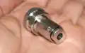 Compatibilidade de cabos: HyperFlex 5 e cabos coaxiais de aproximadamente 5,4 mm.