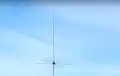 Antena LEMM-SUPER-16 CB 26-28 Mhz. Material de alumínio de 5/8 ondas. A potência máxima de 1000 W é ideal para locais em telhados, casas etc. proporcionando excelente desempenho.
