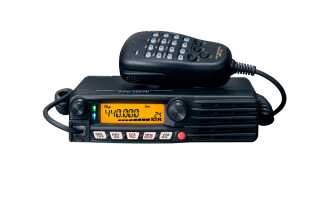 Yaesu FTM-3207DE vista Frontal