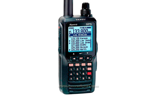 Yaesu FTA-750L Vista Frontal