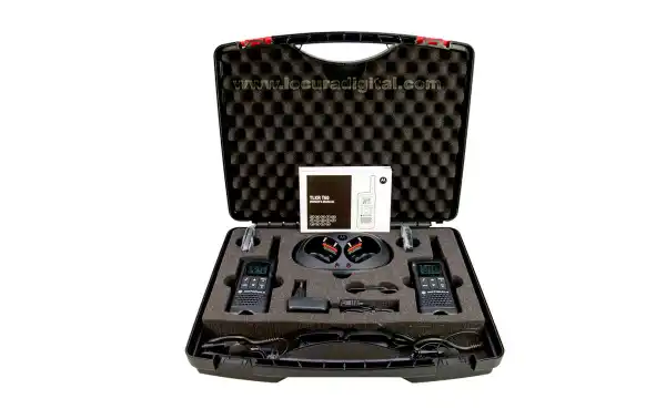 MOTOROLA TLKR T60 walkie free use SUITCASE KIT + 2 earpiece GIFT