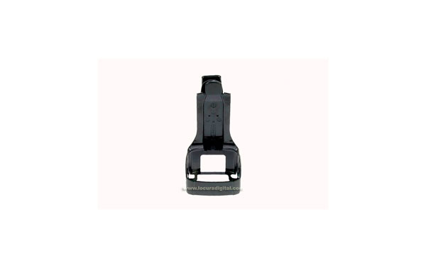 PMLN6653A  Soporte cinturon para walkie motorola  XT-220