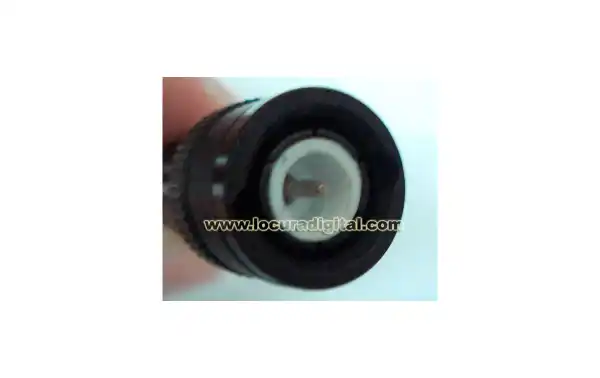 ACECO FC 3001 PLUS Handheld Digital Frequency counter. Connector