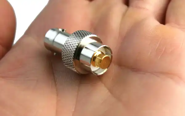 AD98FSC Connecteur de filetage BNC femelle pour équipement ICOM Connecteur MX ou MXI compatible avec IC-F1000, IC-F2000, IC-F29SR